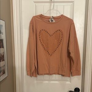 NWT Easel large Heart peachie orange  Top